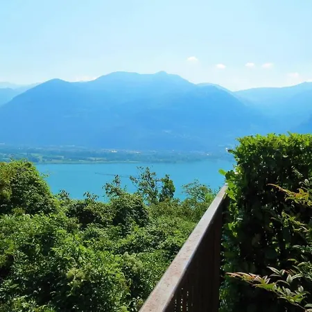 Apartment Feel At - La Torricella Lovere